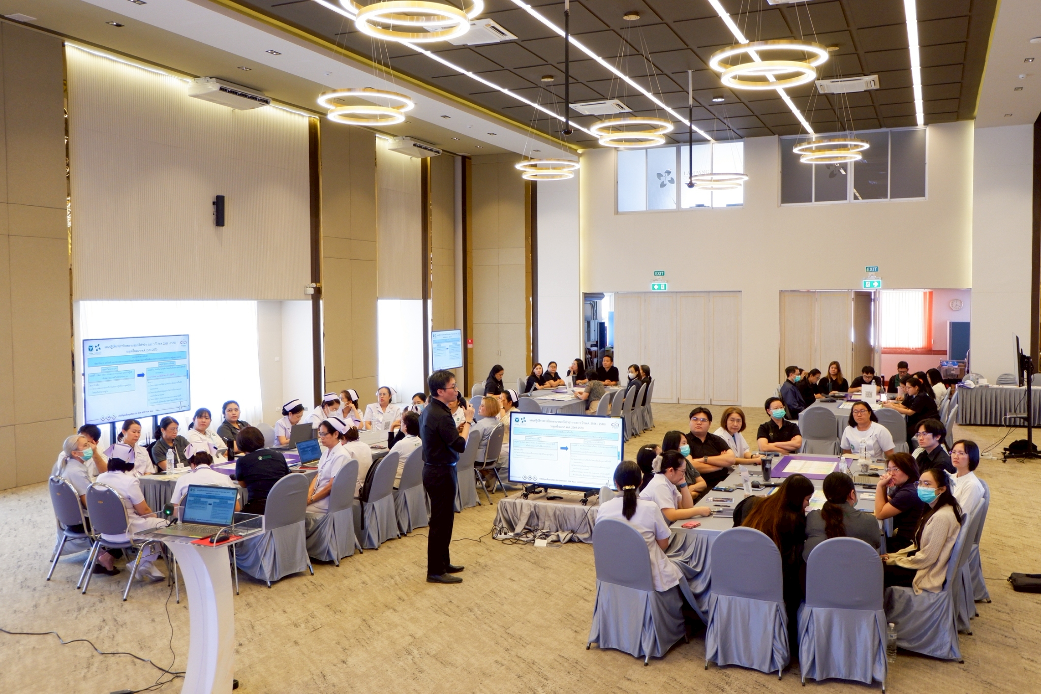 ประชุมการเชิงปฏิบัติการทบทวนแผนปฏิบัติราชการโรงพยาบาลมะเร็งลำปาง ระยะครึ่งแผน (2569-2570) ระยะที่ 2 ภายในโรงพยาบาล : การปรับเปลี่ยนกลยุทธ์สู่ความท้าทา...